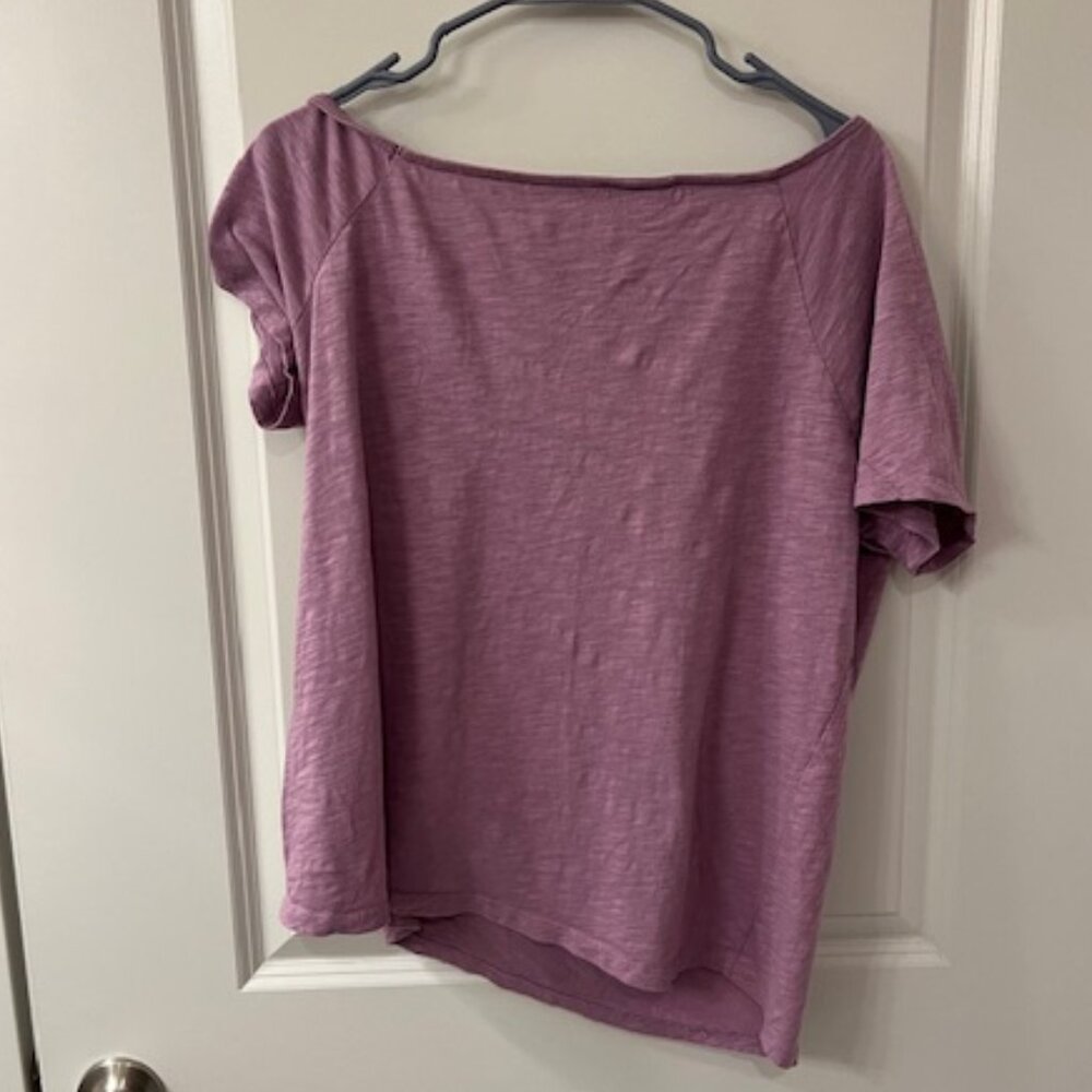 Bundle of 4 Torrid T-Shirts Sz. 00 (M/L) - Picture 13 of 14